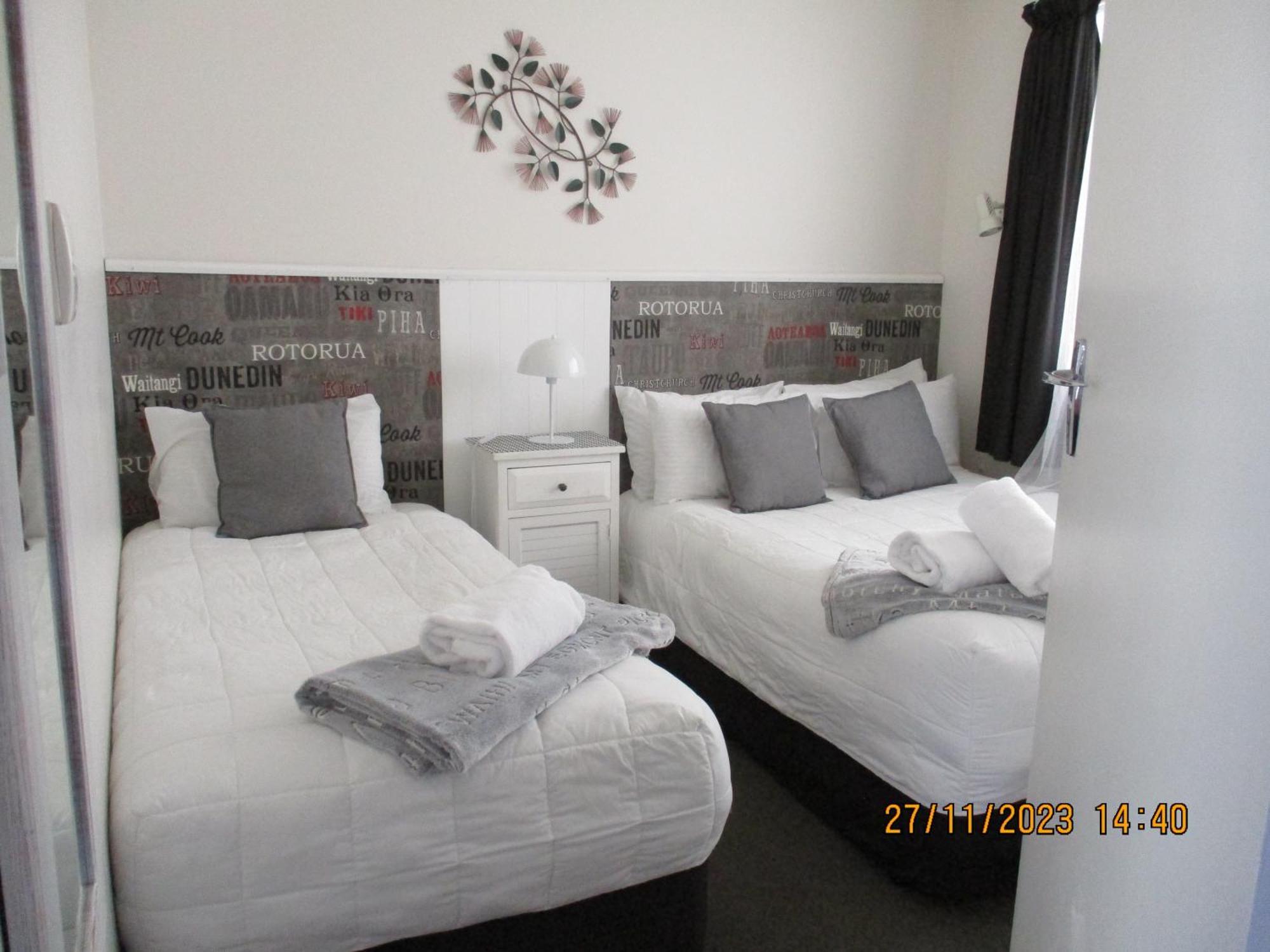 High Street Living Motel Пиктон Экстерьер фото