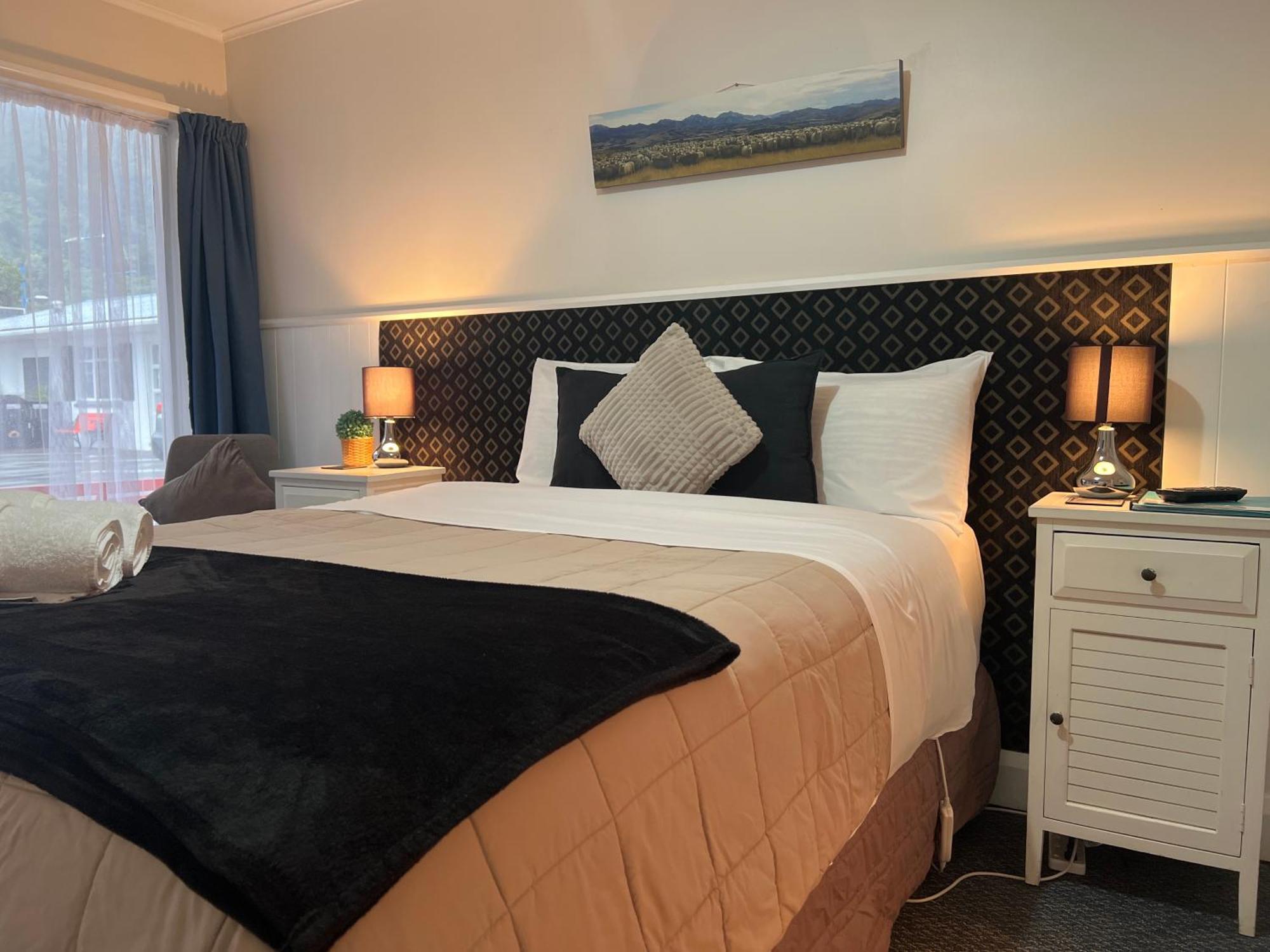 High Street Living Motel Пиктон Экстерьер фото