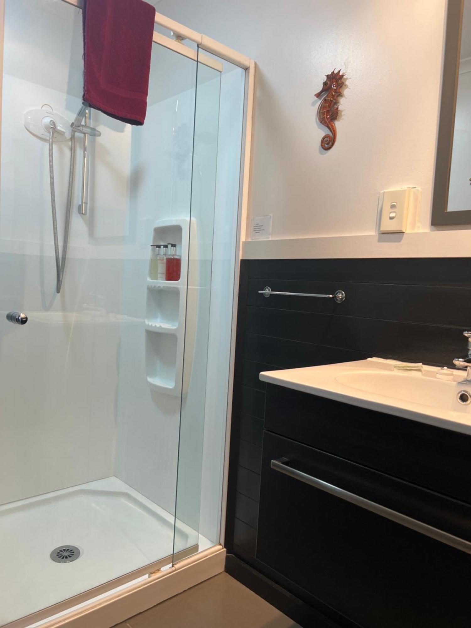 High Street Living Motel Пиктон Экстерьер фото