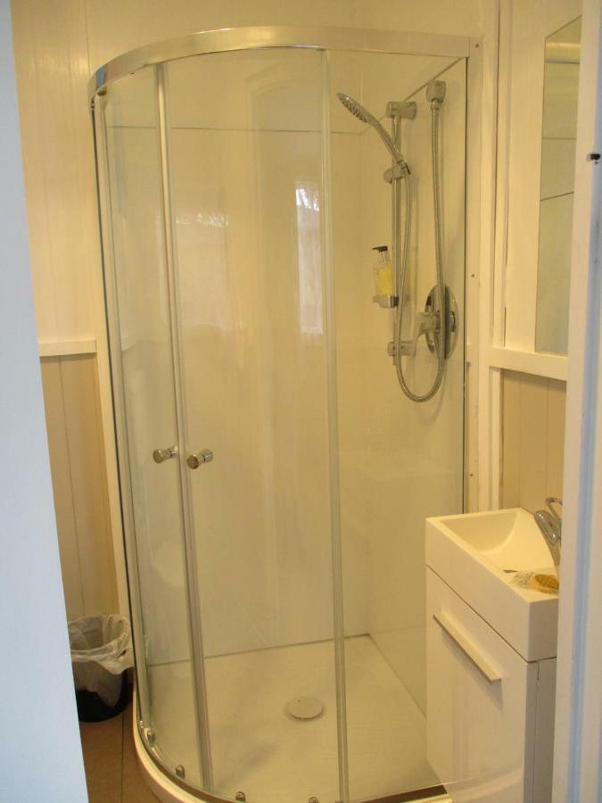 High Street Living Motel Пиктон Экстерьер фото